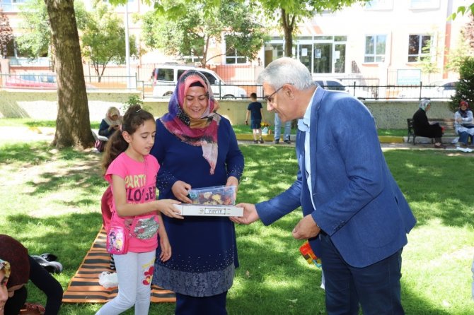 Güder’den LGS’ye giren öğrencilere destek ziyareti