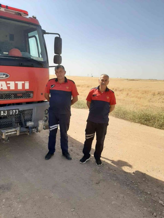 İtfaiye ekipleri yangın ihtimaline karşı tetikte