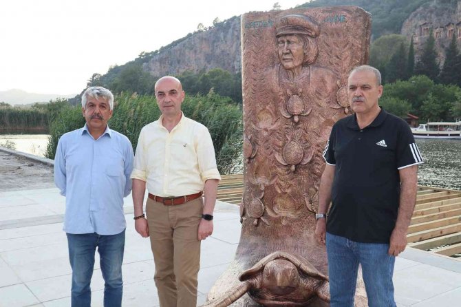 Kaptan June anısına heykel açılışı yapıldı