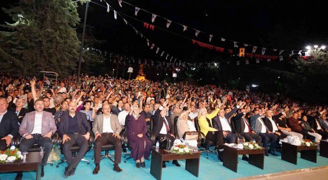 Kastamonu’da Mustafa Yıldızdoğan rüzgarı esti