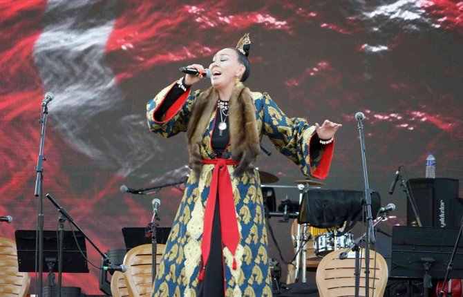 Kastamonu’da Mustafa Yıldızdoğan rüzgarı esti