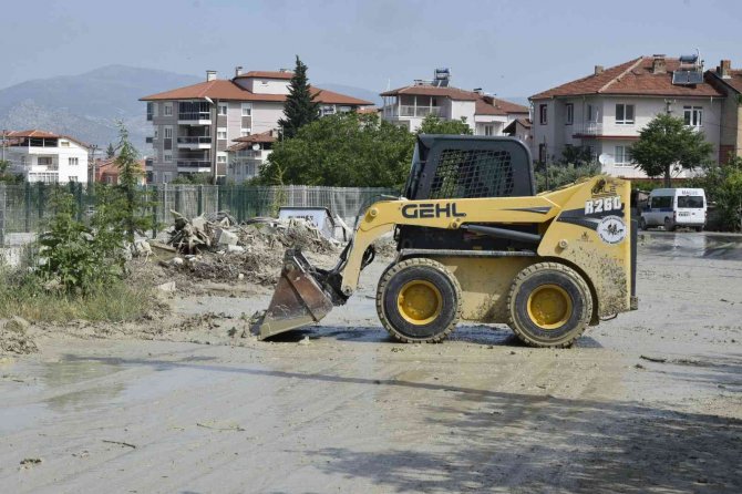 Ölüme neden olan selin büyüklüğü, evin duvarındaki izde ortaya çıktı