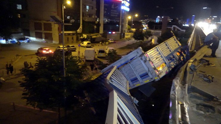 Annenin öldüğü, oğlunun yaralandığı kazada kamyon şoförü tutuklandı