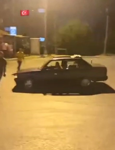 Drift atıp sosyal medyada paylaşan sürücüler yakalandı