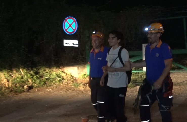 LGS sınavının ardından hava almak için gittiği ormanda mahsur kaldı