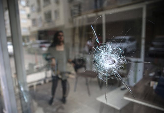 Bir iş yerine silahlı saldırıda bulunuldu