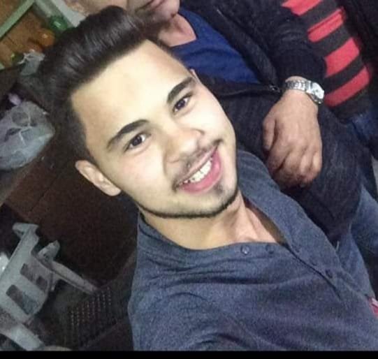 Otomobilde tabancayla başından vurulmuş cesedi bulundu