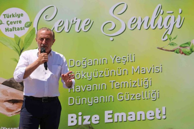 Çocuklar çevre şenliğinde buluştu