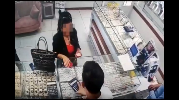 Kendilerini kamu görevlisi olarak tanıtıp kuyumcuları dolandıran 6 şüpheli tutuklandı