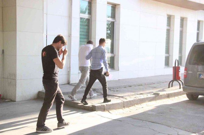 Uyuşturucu satıcılarına şafak operasyonu: 5 gözaltı