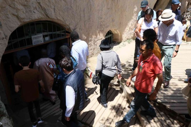 42 ülkenin Büyükelçisi Aksaray’da