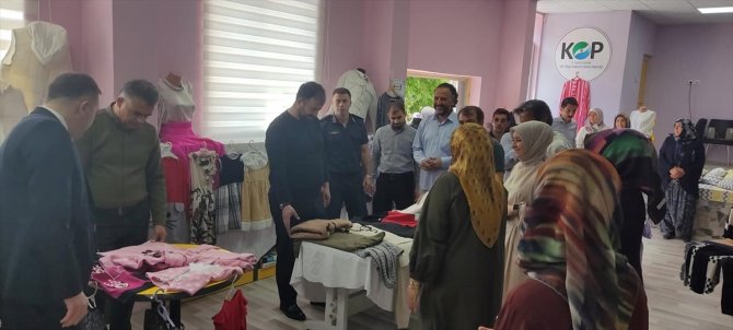 Derebucak'ta yıl sonu sergisi açılışı