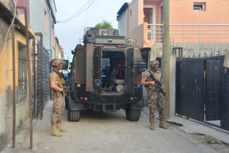 Adana'da DEAŞ operasyonu: 10 gözaltı