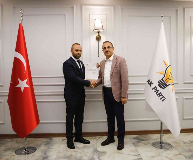 AK Parti Aliağa İlçe Başkanlığına Bedrettin Yaşar Demir atandı