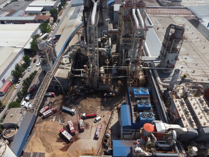 Patlamada yaralanan işçilerden biri yaşamını yitirdi