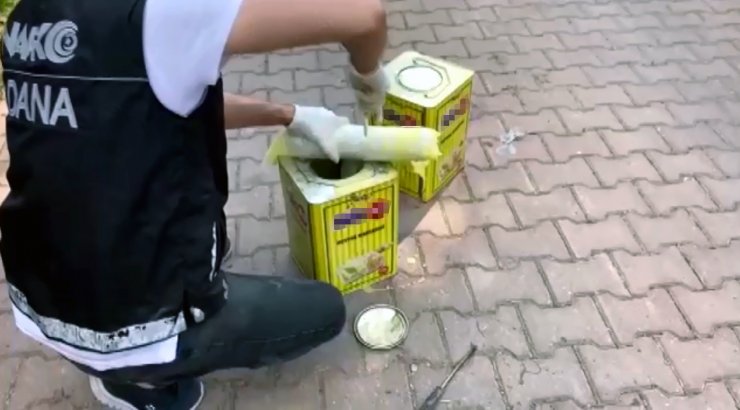 Margarin tenekelerinde esrar çıktı