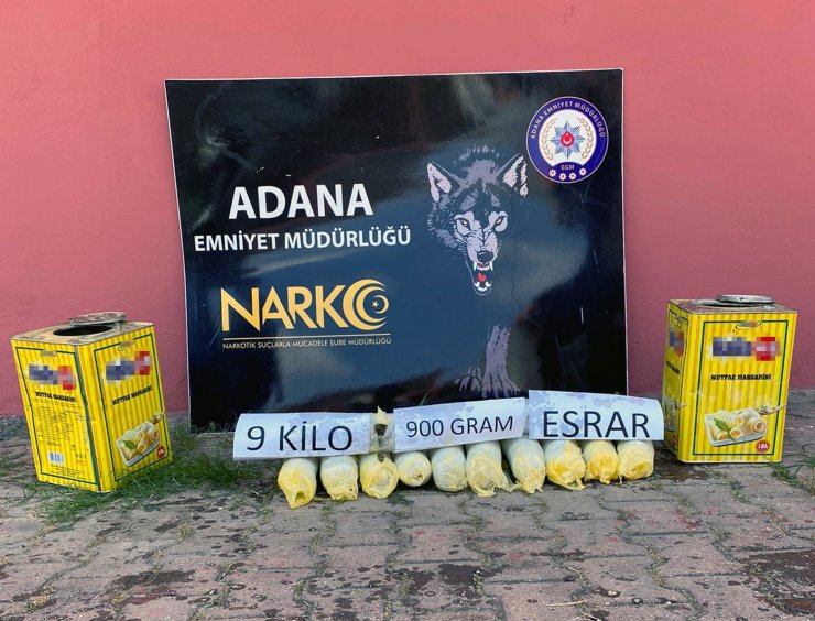 Margarin tenekelerinde esrar çıktı