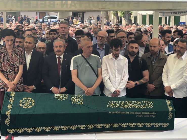 Mevlana İdris Zengin son yolculuğuna uğurlandı