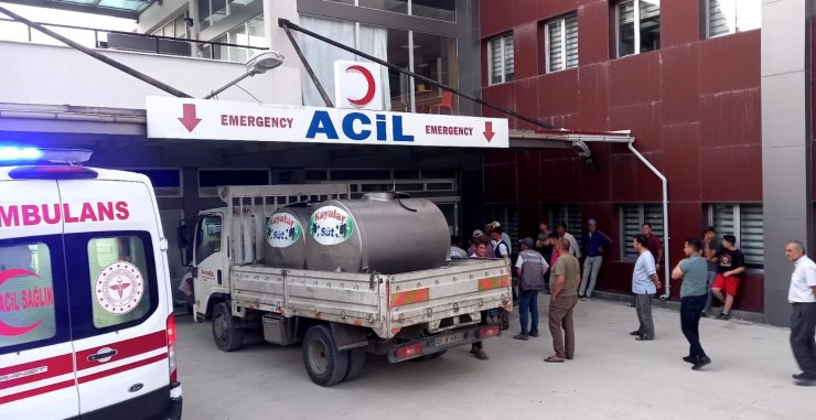 Süt taşıyan kamyonetin çarptığı Miraç hayatını kaybetti