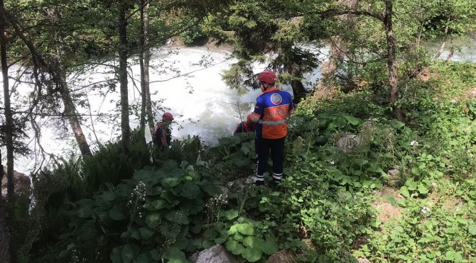 Ummanlı turisti arama çalışmaları sürüyor