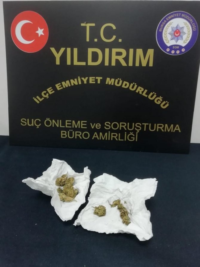 Zehir tacirleri yakayı ele verdi