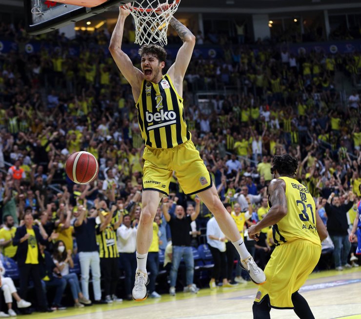 Fenerbahçe Beko'dan 15 sayı fark