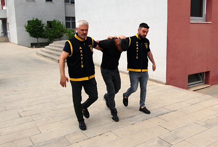 Kabloları çalıp, mahalleyi internetsiz bıraktılar