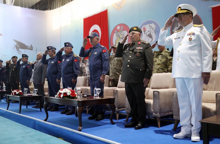 Bakan Akar: Yunanistan'a gerekli karşılığı verdik, vermeye devam edeceğiz