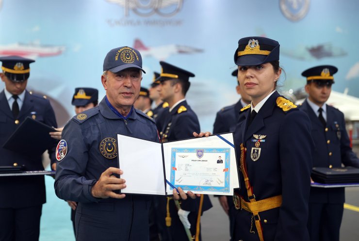 Bakan Akar: Yunanistan'a gerekli karşılığı verdik, vermeye devam edeceğiz