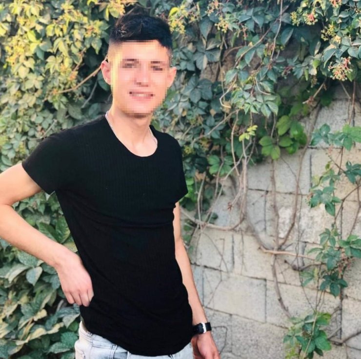 Berber, borç- alacak nedeniyle tartıştığı kahvehaneciyi öldürdü