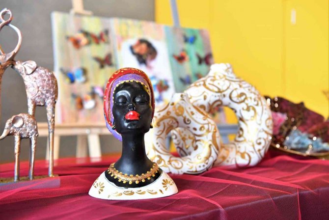 El emeği ürünler görücüye çıktı