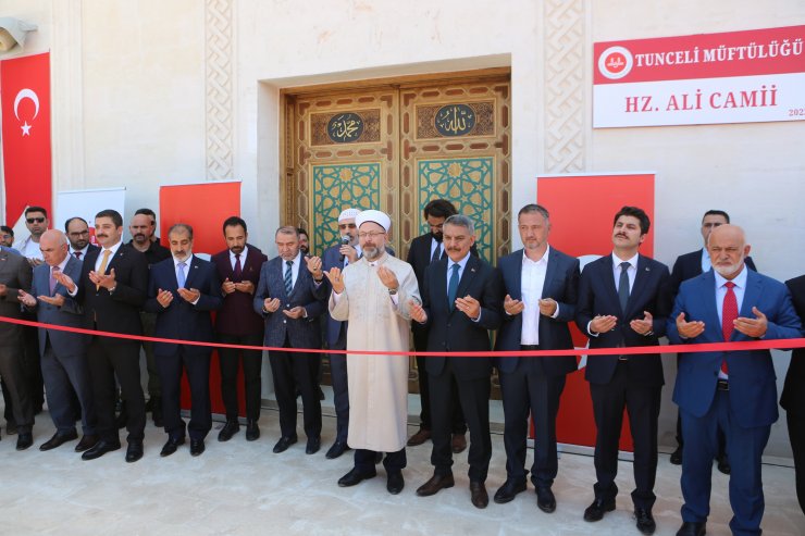 Erbaş Tunceli’de cemevi ziyaret etti, Hz. Ali Camisi'nin açılışını yaptı