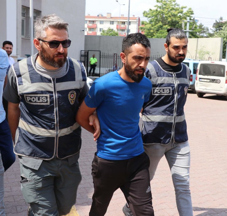 Havalandırma boşluğunda yakalandı