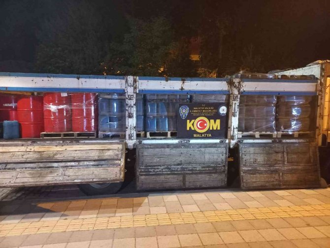 Kaçak akaryakıt polis kontrolünde ele geçirildi