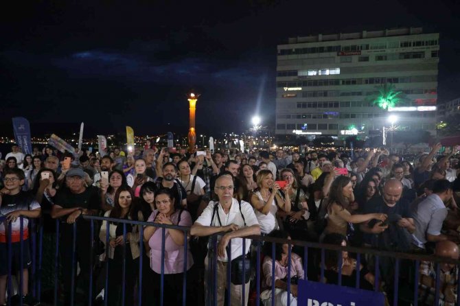1. Ulusal Mandolin Festivaline muhteşem başlangıç