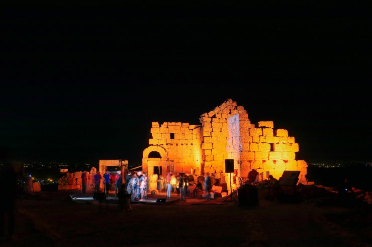 3 bin yıllık Zerzevan Kalesi’nde Samanyolu'nu izlediler