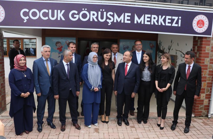 Bakan Bozdağ: Çocukların 'teslime konu eşya' olarak tutanaklarda nitelendirilmesini sona erdirdik