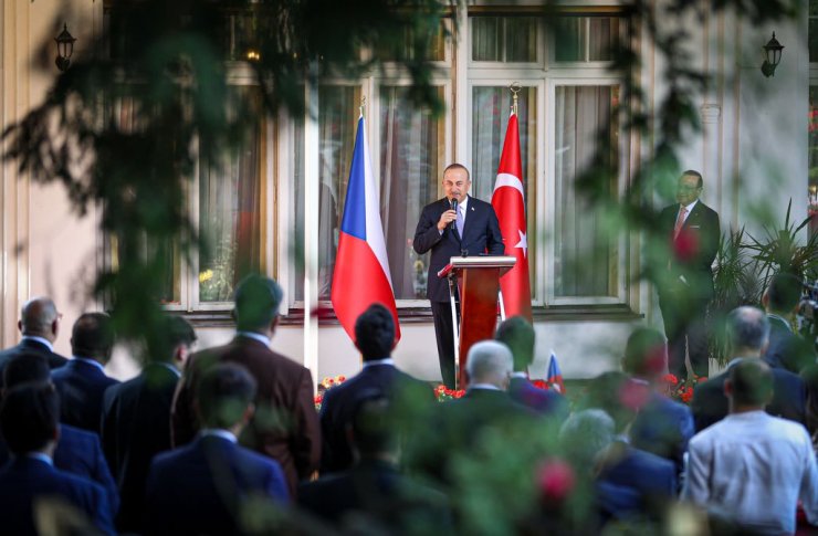 Çavuşoğlu, Çekya’da Asya-Avrupa Siyasi Forumu’na katıldı