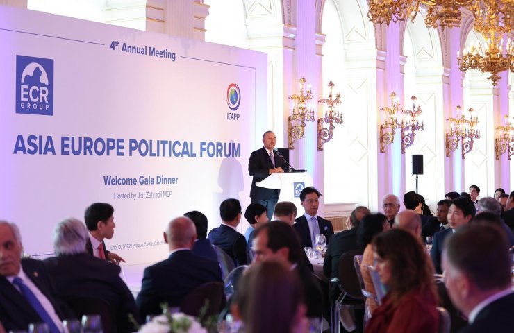 Çavuşoğlu, Çekya’da Asya-Avrupa Siyasi Forumu’na katıldı