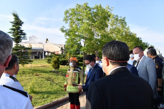 Jandarma ve Sahil Güvenlik Akademi Başkanlığında çıkan yangın söndürüldü