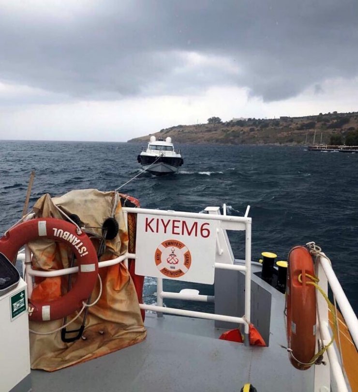 Karaya oturan tekne kurtarıldı