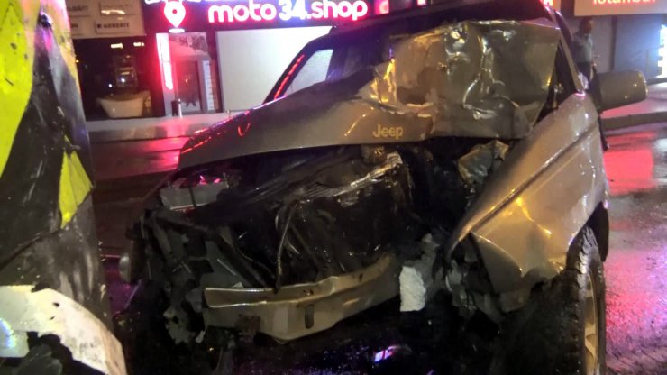 Kontrolden çıkan cipin sürücüsü yaralandı