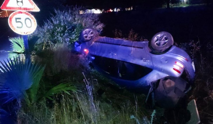 Otomobilin çarptığı motosikletteki 2 kişi öldü