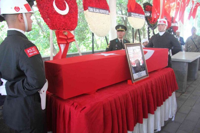 Şehit ablasından yürek dağlayan feryat