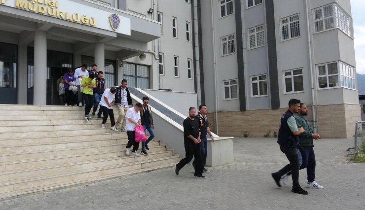 4 ilde ‘sanal eskort’ dolandırıcılığı operasyonu: 12 tutuklama