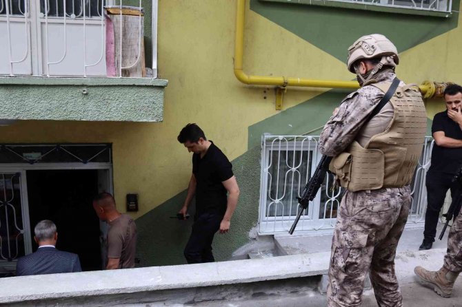 5 saatlik rehine krizi