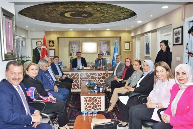 AK Parti’de istişare toplantısı