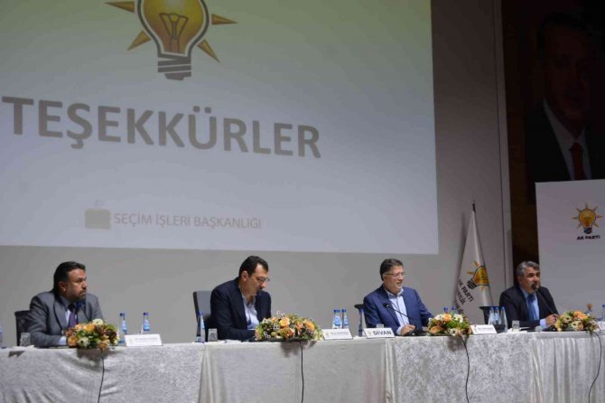 AK Parti’de istişare toplantısı