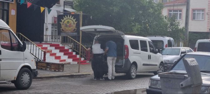 Annesini tüfekle vuran genç tutuklandı