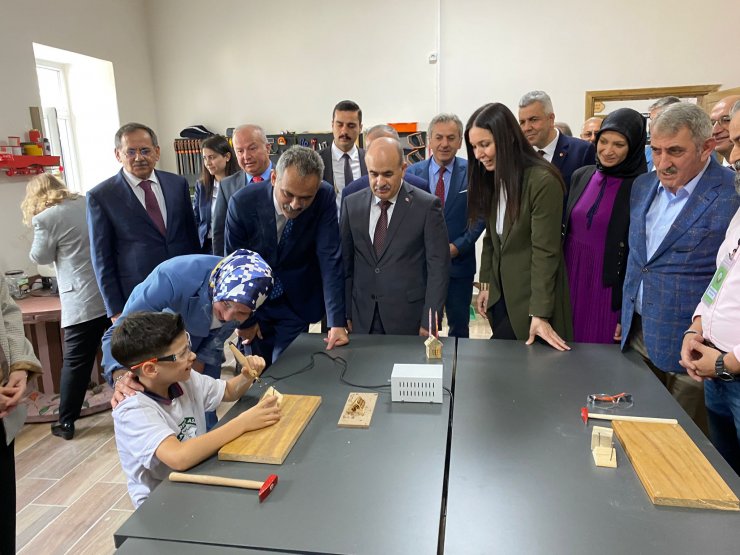 Bakan Özer: 'Köy Yaşam Merkezleri' projemiz 81 ile sirayet edecek